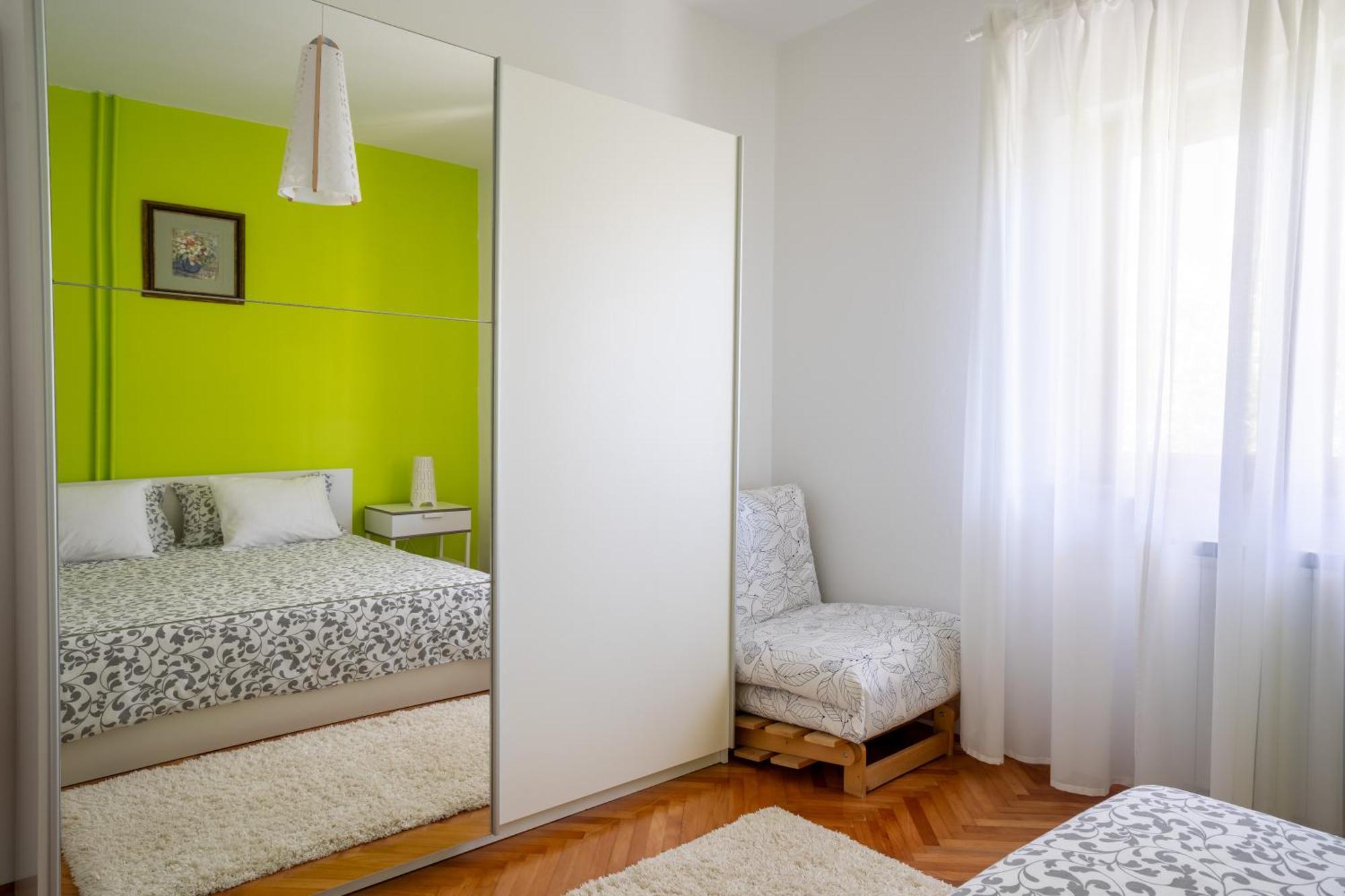Apartments Maras Porec Exterior photo