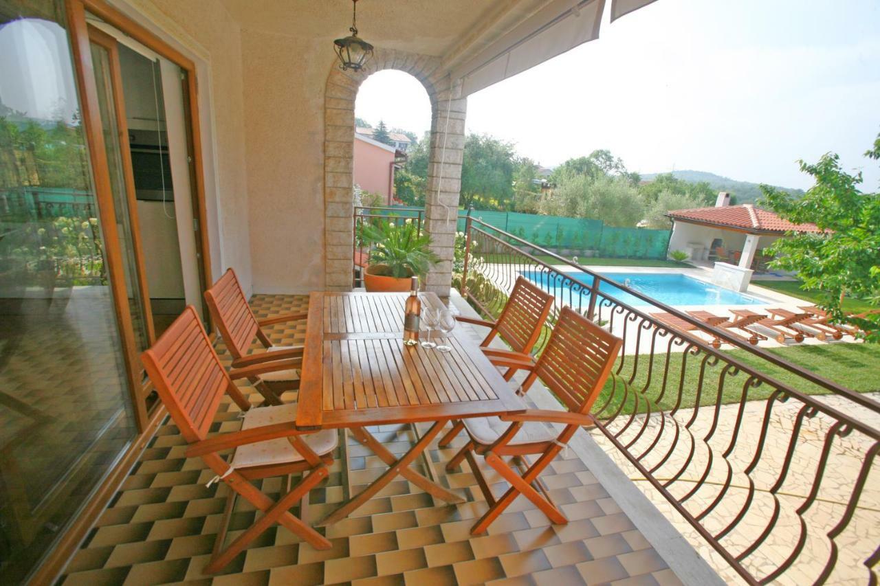 Apartments Maras Porec Exterior photo